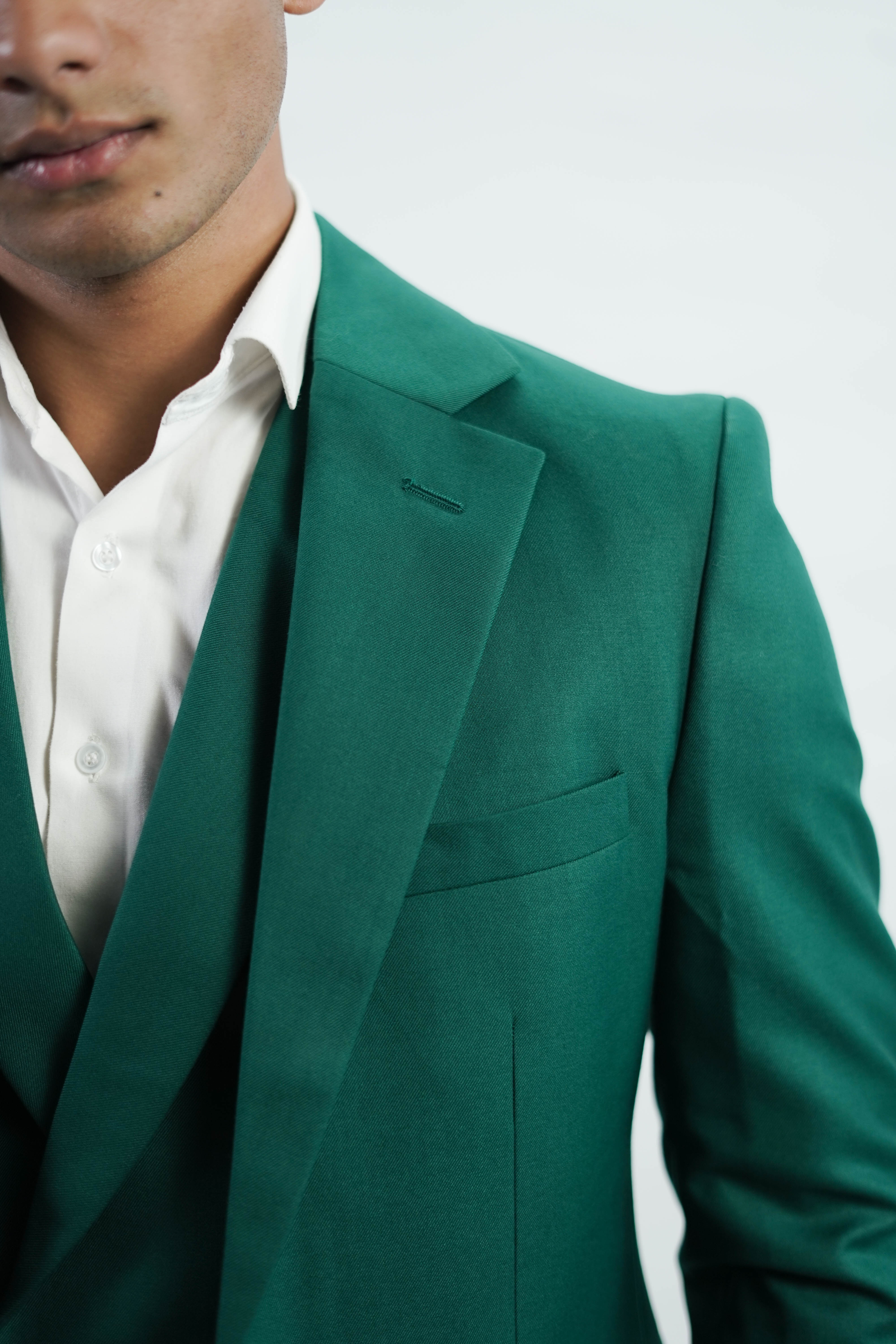 Vogue & Threads Men’s 3-Piece suit-Classic wedding & formal business wear