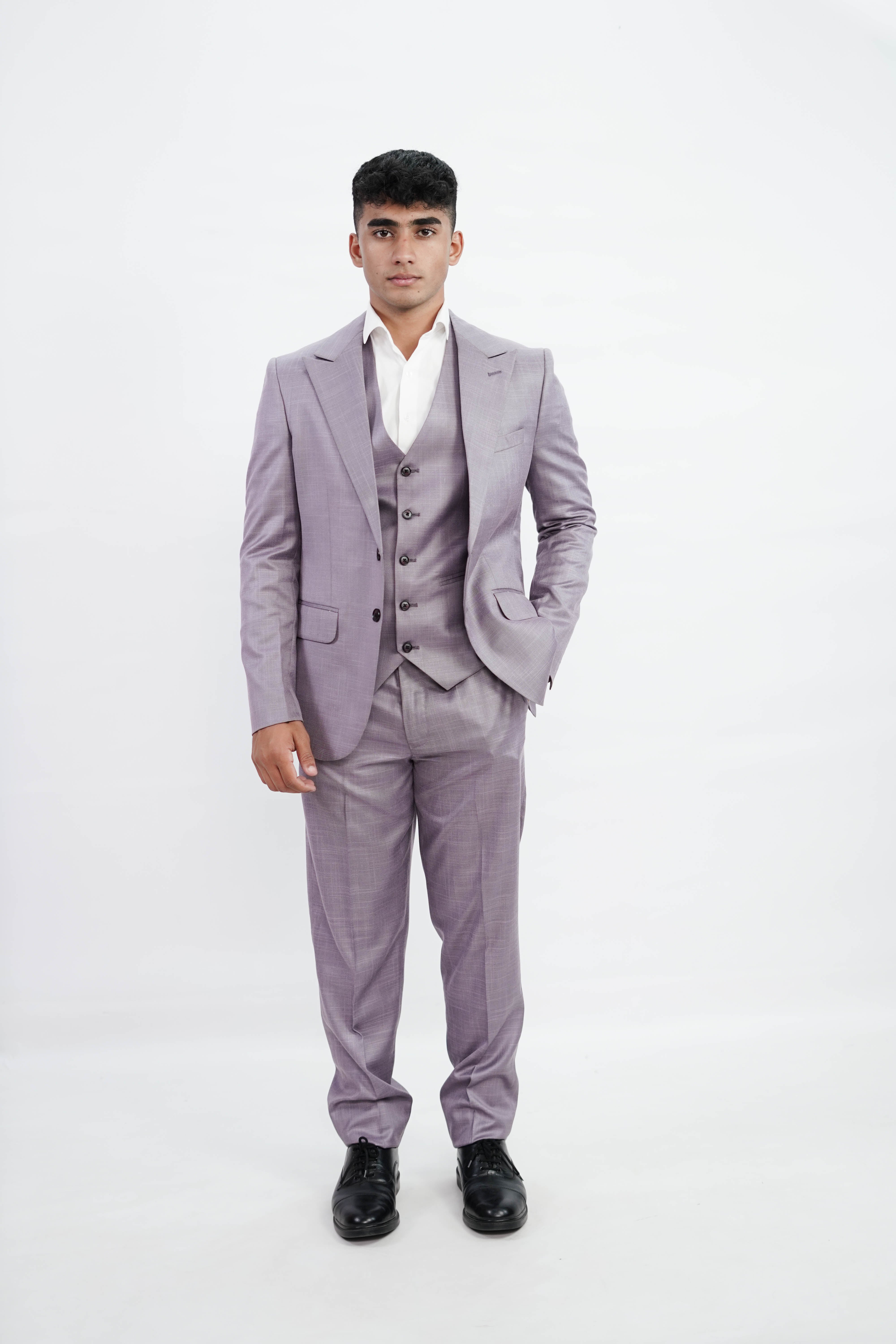 Vogue & Threads 3-Piece suit- Formal wedding suit-VogueNThreads