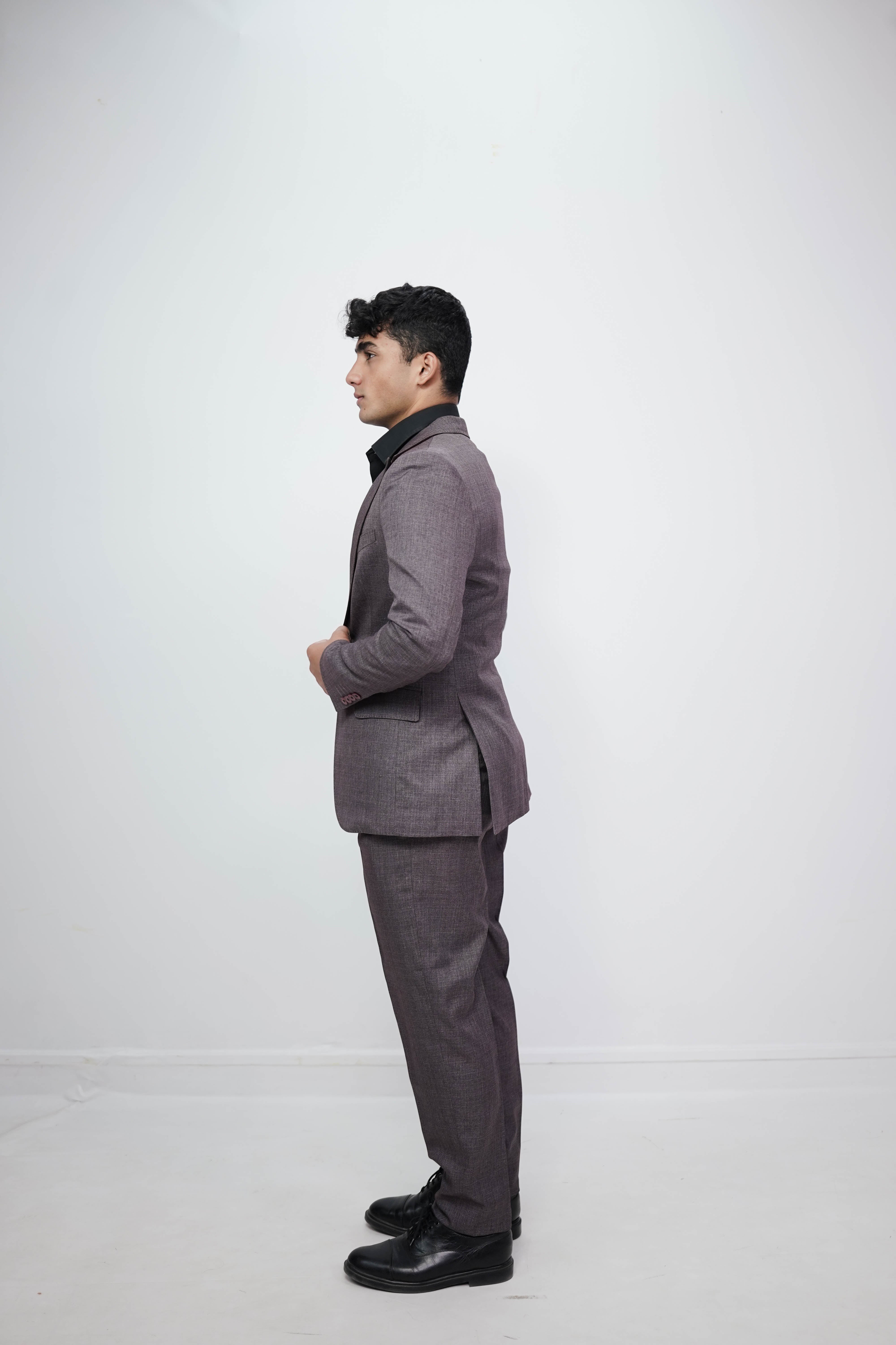 VogueNThreads 3-Piece suit- Custom Fit High-End Formalwear for Every Occasion-VogueNThreads