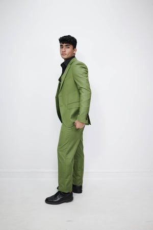 VogueNThreads Men’s three piece suit-Regular Fit Olive Green Suit for wedding-VogueNThreads