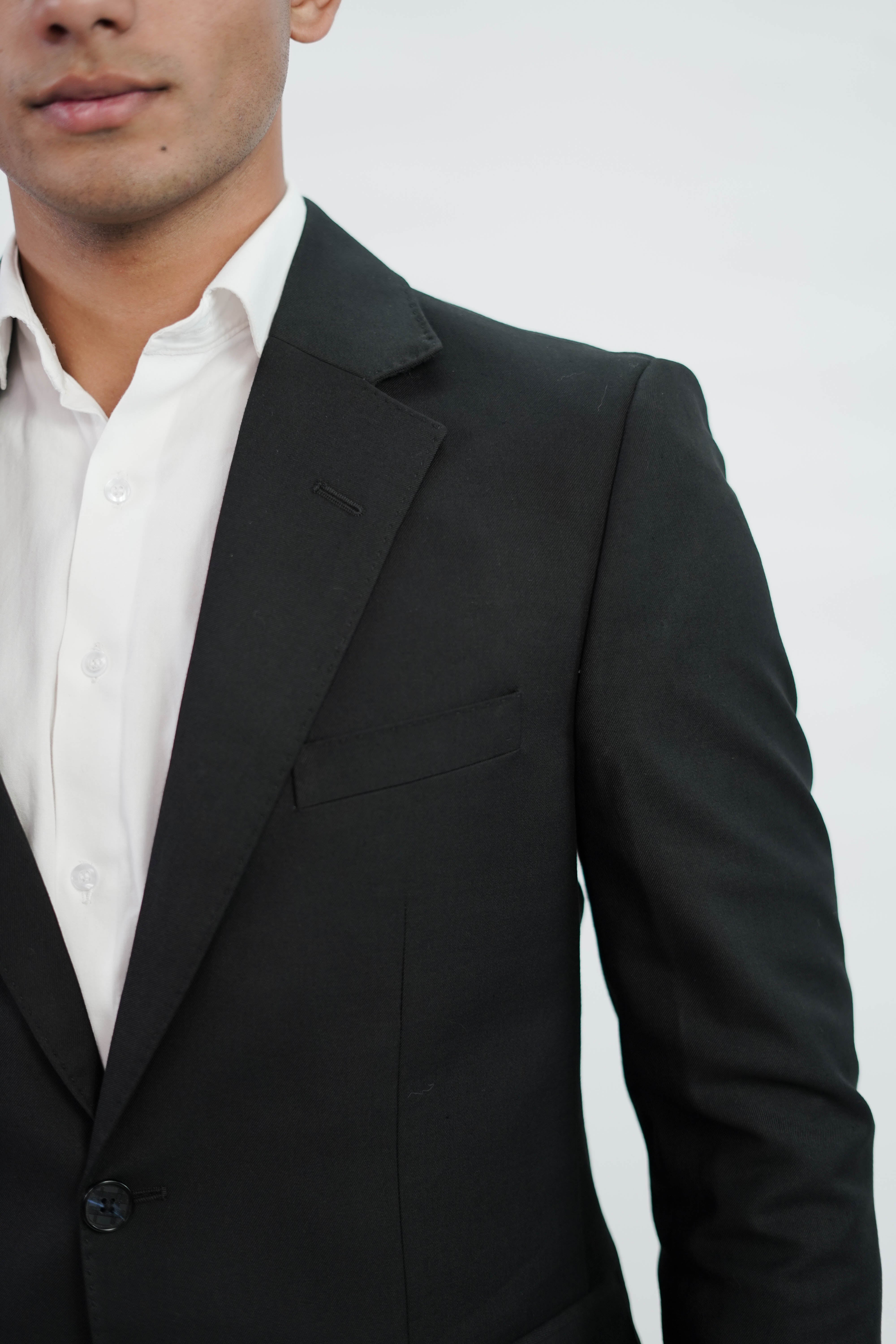VogueNThreads 3-Piece suit- Custom Fit High-End Formalwear for Every Occasion-VogueNThreads