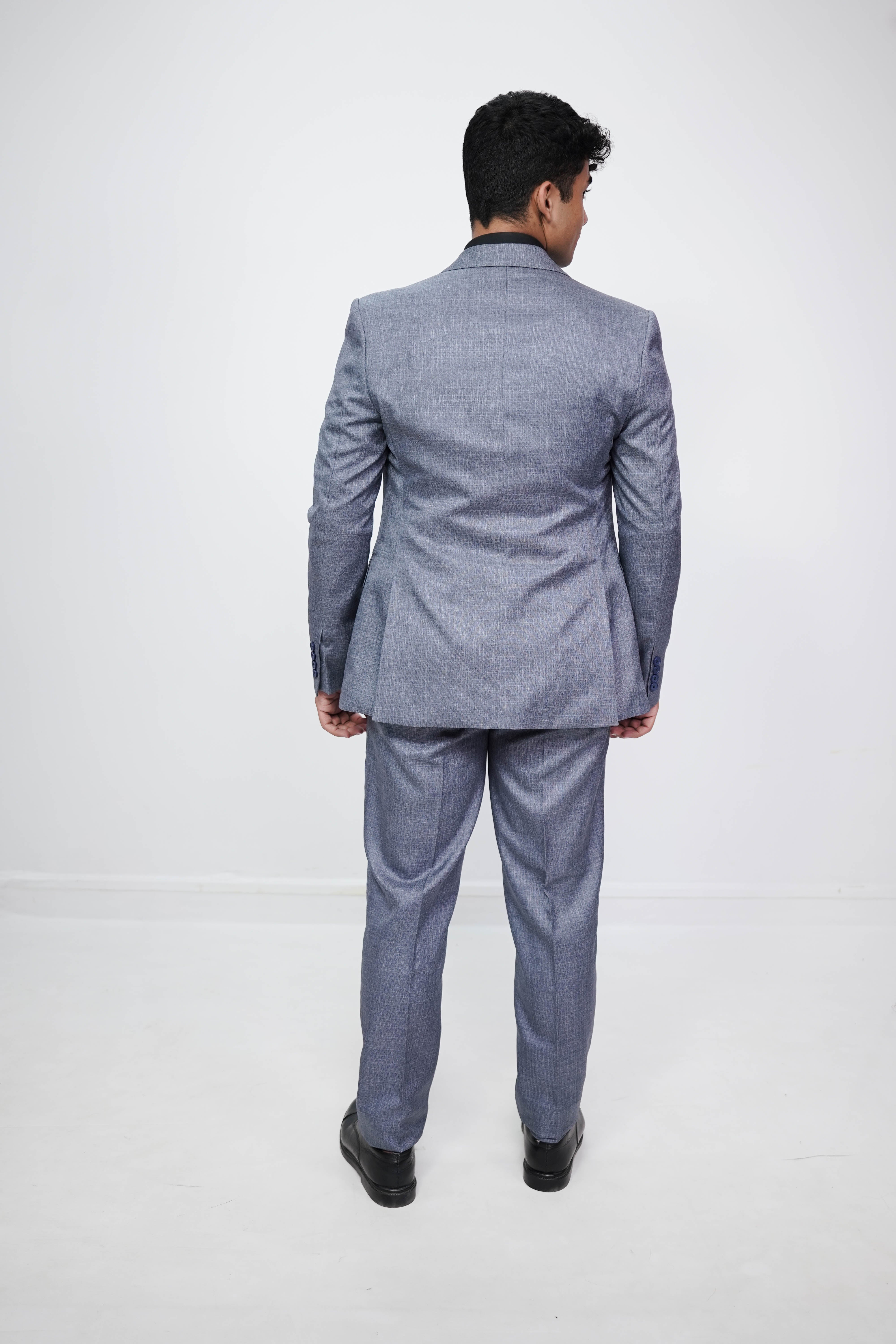 VogueNThreads 3-Piece suit- Custom Fit High-End Formalwear for Every Occasion-VogueNThreads