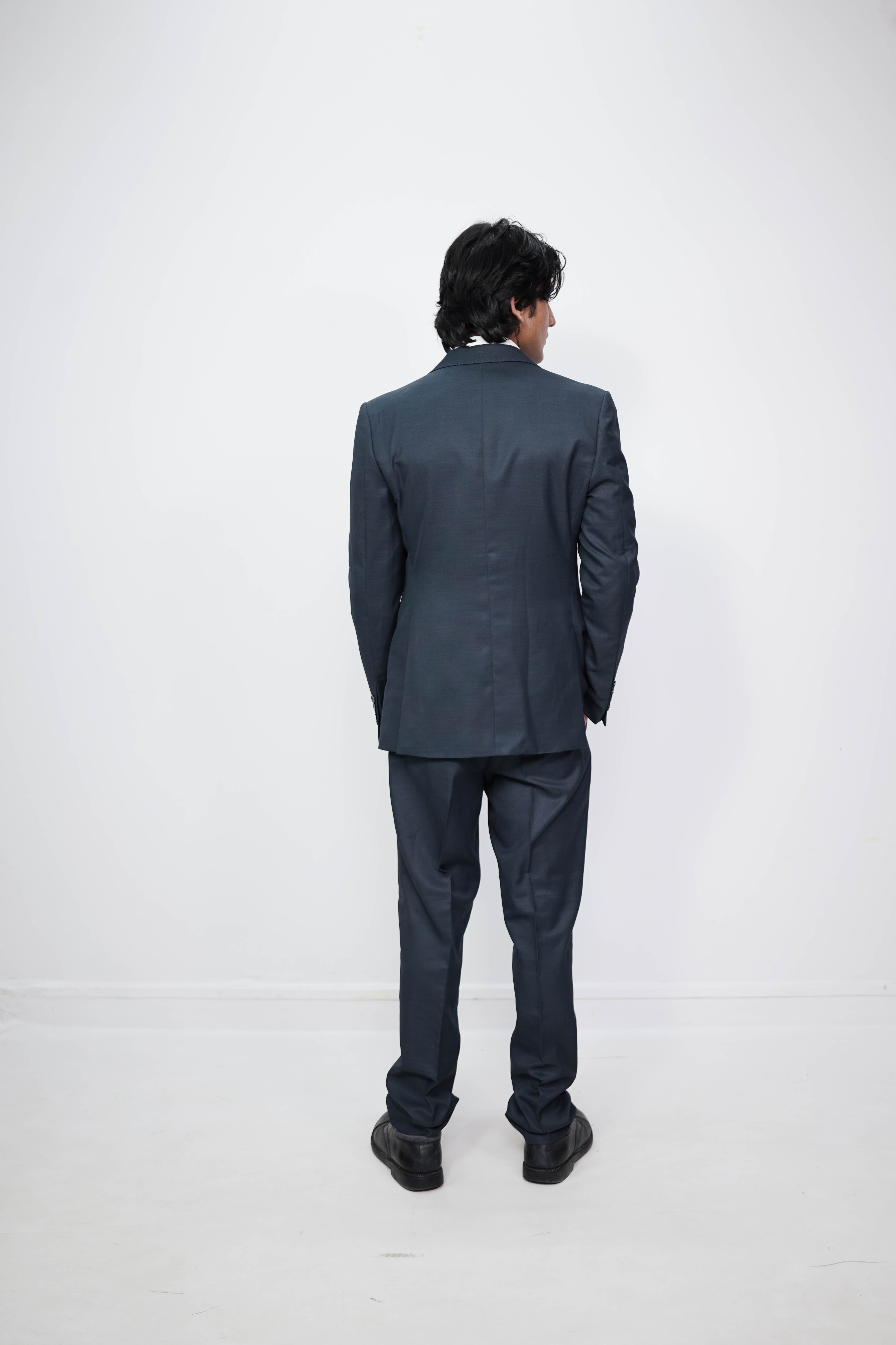 VogueNThreads 3-Piece suit- Custom Fit High-End Formalwear for Every Occasion-VogueNThreads