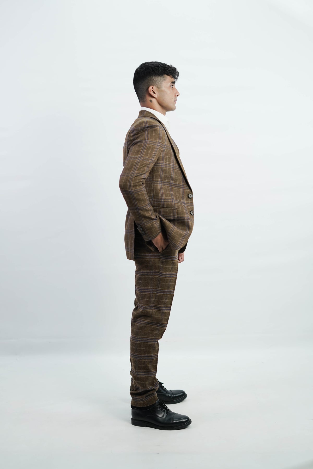 VogueNThreads 3-Piece suit- Custom Fit High-End Formalwear for Every Occasion-suits-VogueNThreads