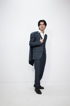 VogueNThreads 3-Piece suit- Custom Fit High-End Formalwear for Every Occasion-VogueNThreads