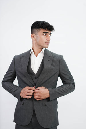 VogueNThreads 3-Piece suit- Custom Fit High-End Formalwear for Every Occasion-VogueNThreads