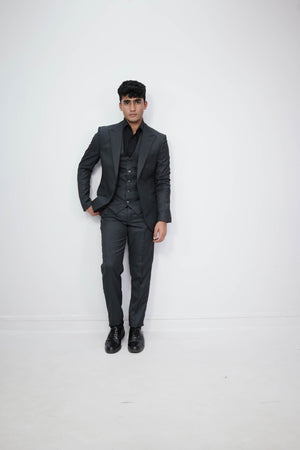 VogueNThreads 3-Piece suit- Custom Fit High-End Formalwear for Every Occasion-suits-VogueNThreads