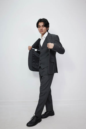 VogueNThreads 3-Piece suit- Custom Fit High-End Formalwear for Every Occasion-suits-VogueNThreads