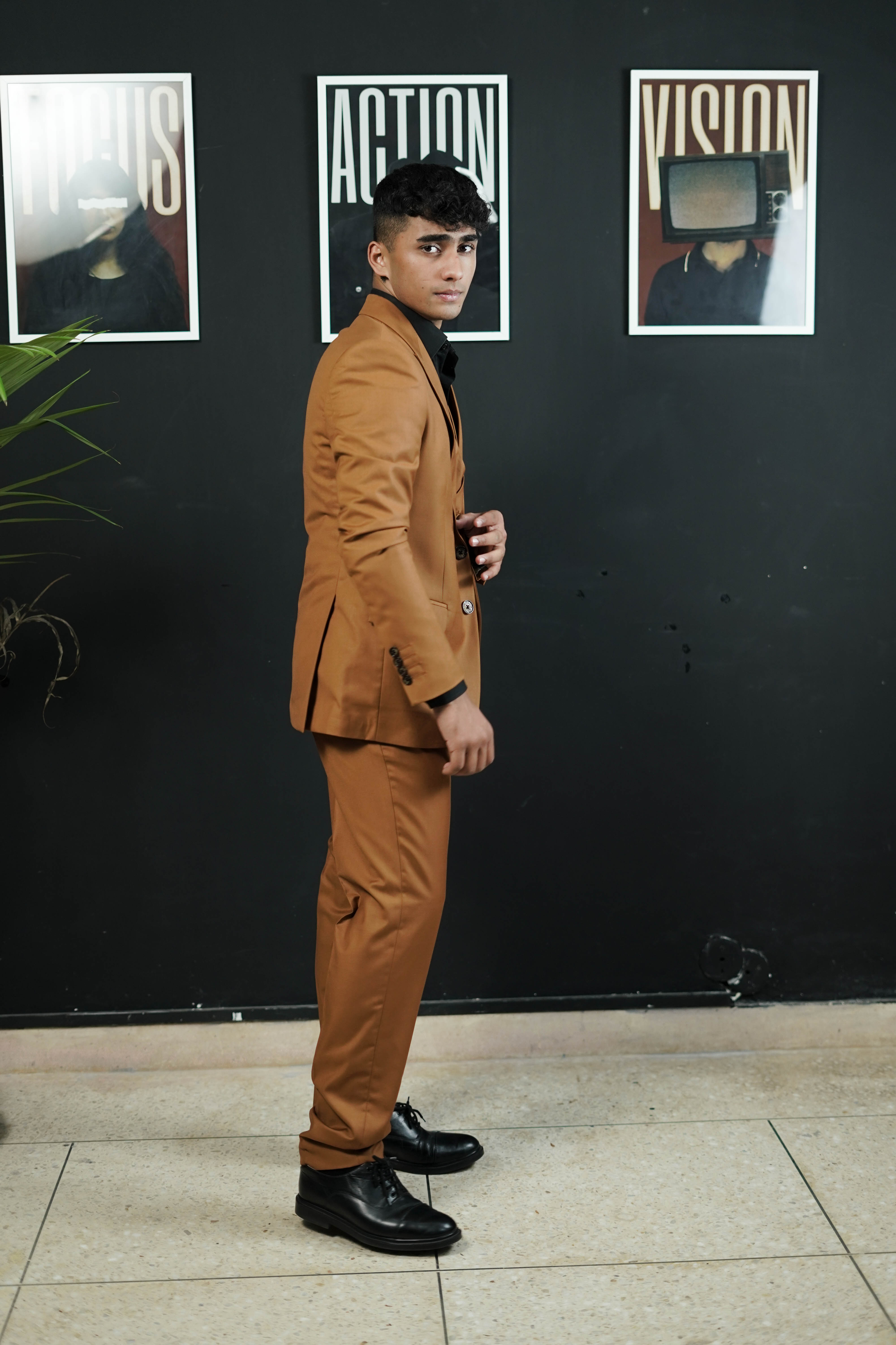 VogueNThreads 3-Piece suit - Elegant Formal Wear for Weddings & Events-VogueNThreads