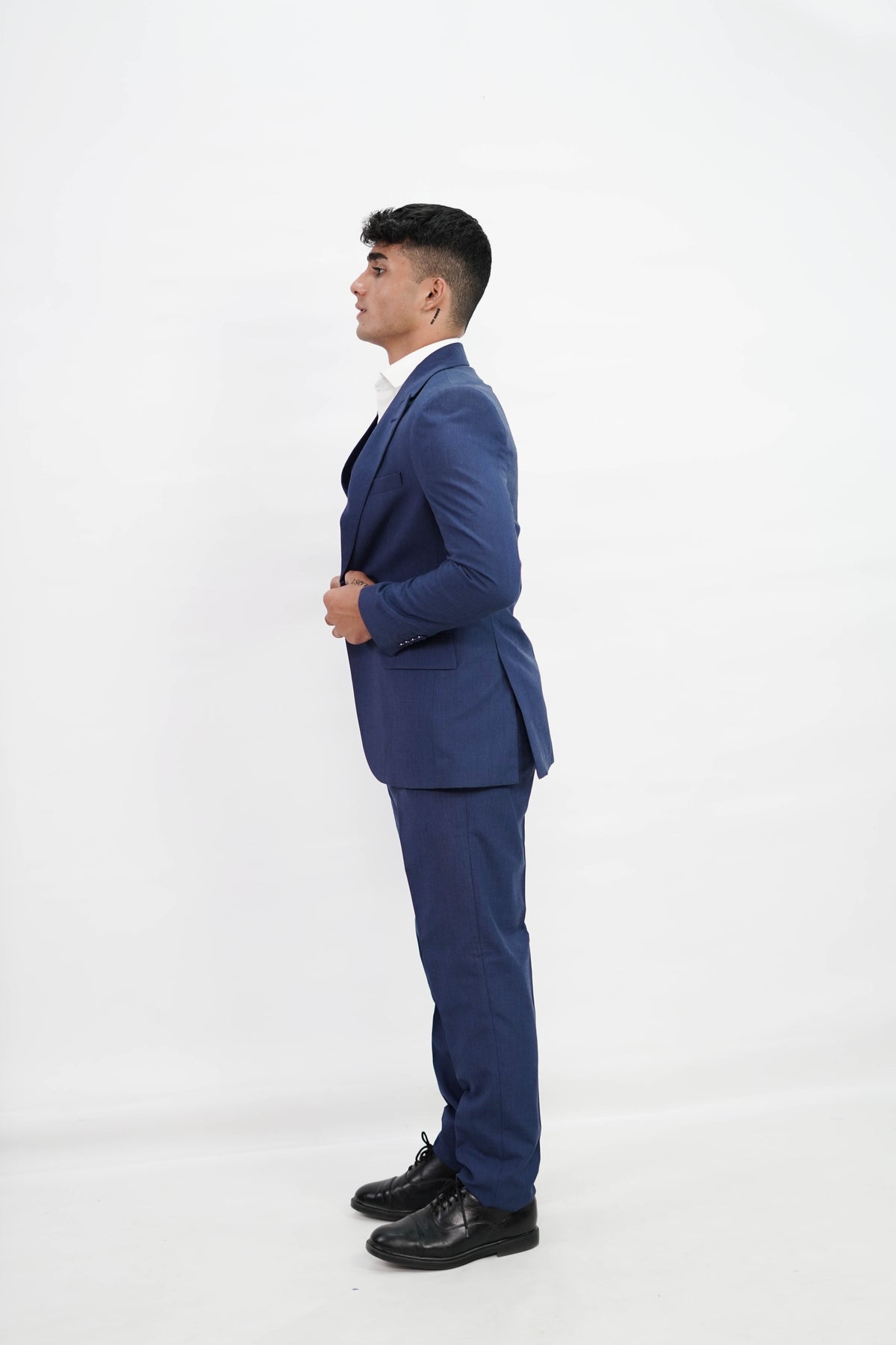 VogueNThreads 3-Piece suit- Elegant Two-Piece Outfit for Grooms & Guests-suits-VogueNThreads
